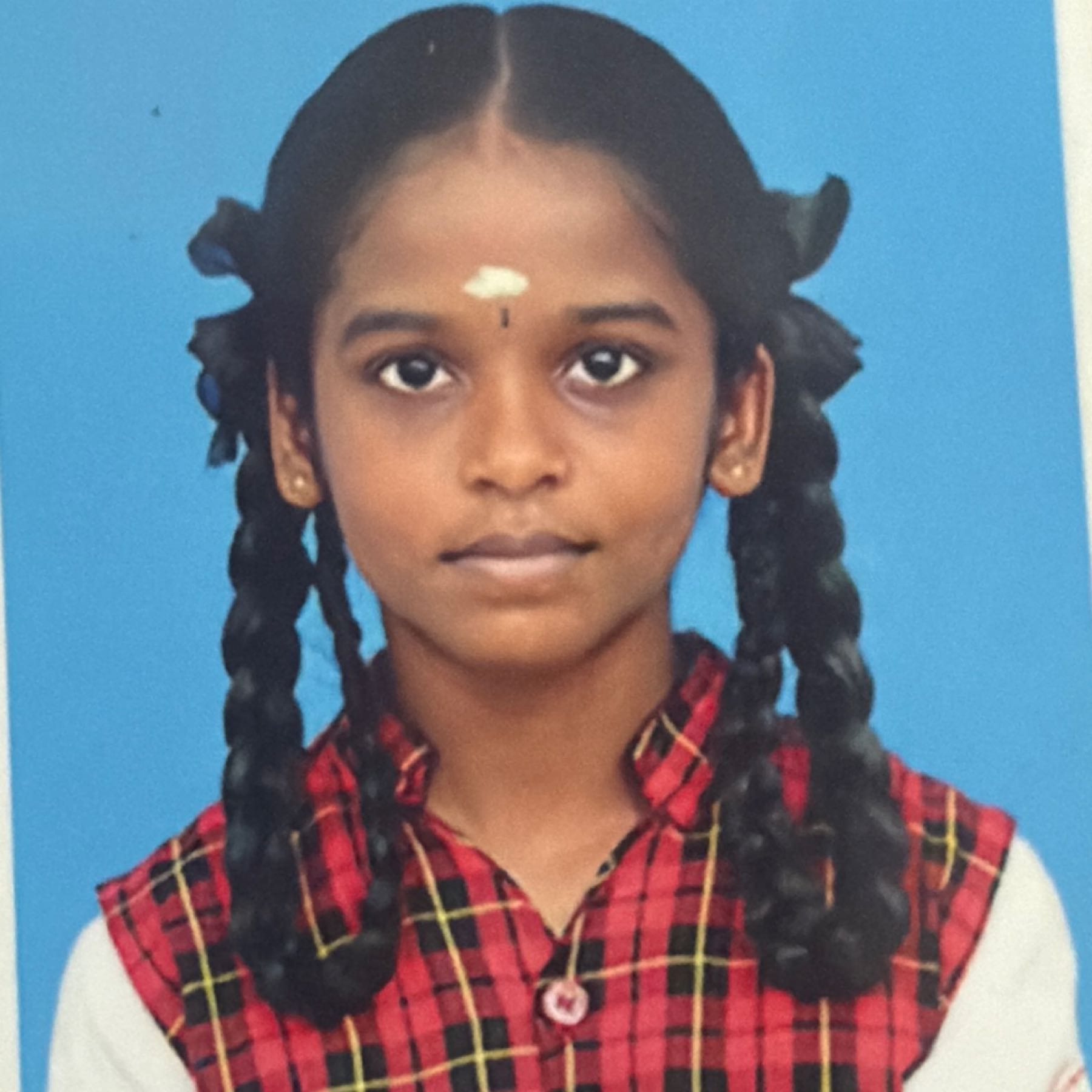 DIVYA SREE R